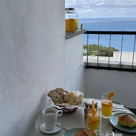 Santiago Oceanfront Living * Sesimbra